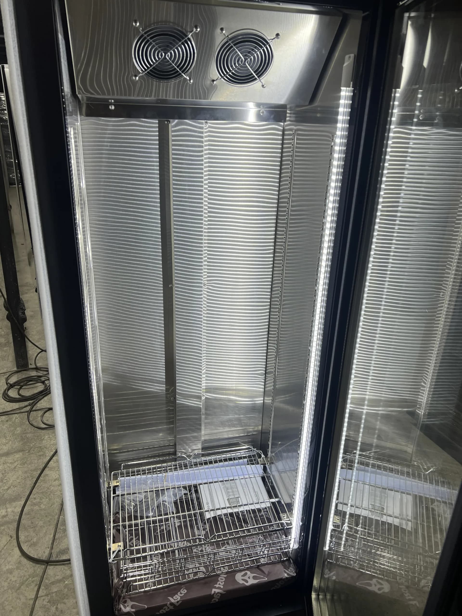 Vitrina frigorifica verticala 182cm LED